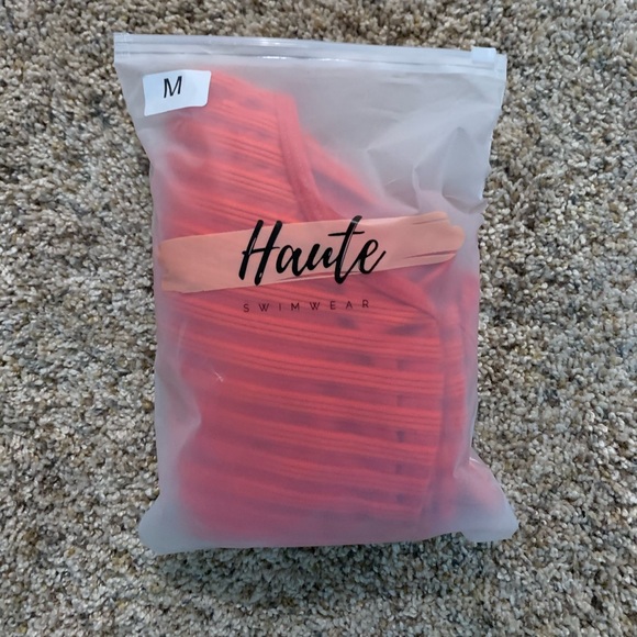 Celia One Piece Swimsuit - Picture 3 of 5